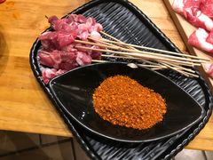 秘制现切羊肉串（配干料）-禾记花园涮肉餐厅