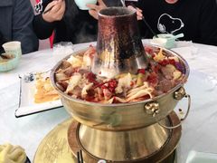 -撒拉人家.酸菜牦牛肉火锅