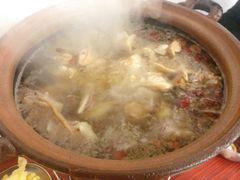 -威邵鸡煲(西华路总店)