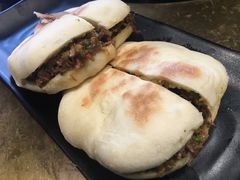 肉夹馍-手选潮汕鲜活牛肉火锅(二七广场店)