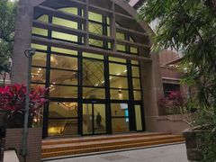 -香港大学