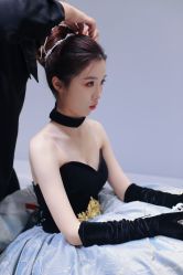 -LOVINA洛维娜婚纱礼服