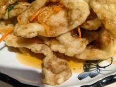 -老码头黑皮肘子锅包肉(赣水路店)