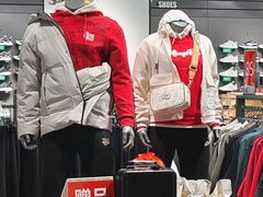 -首创奥特莱斯(西安店)