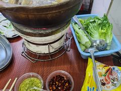 -威邵鸡煲(西华路总店)