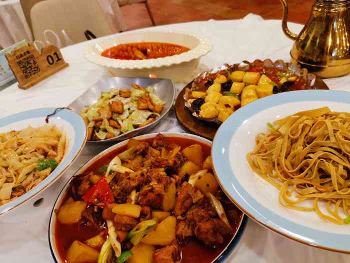 木卡买提新疆主题餐厅(南七店"买的套餐,很划算,但是口味不太喜欢