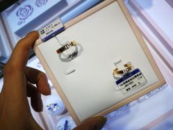 -威德钻石-克拉钻大本营(南京东路店)