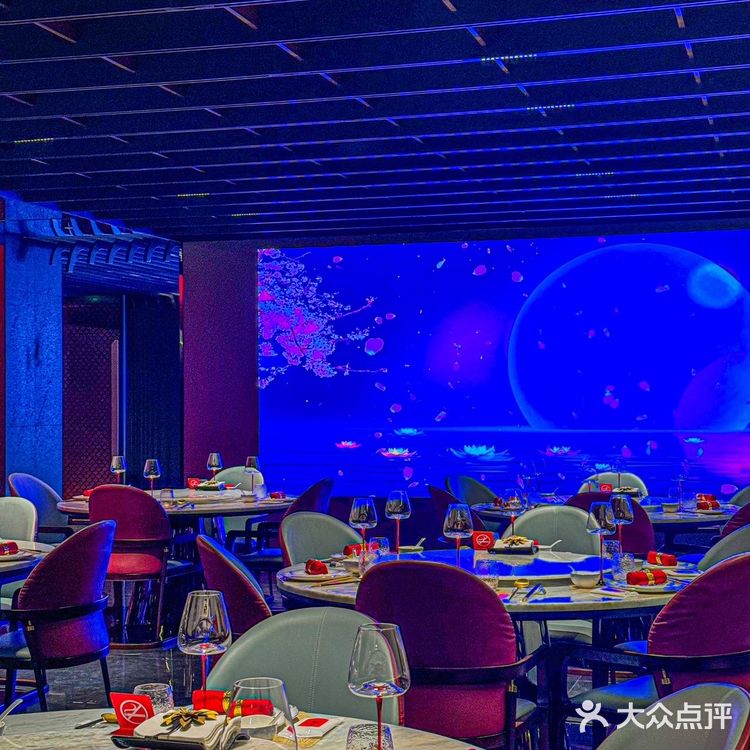上海氛围感餐厅🍴北外滩江景绝绝子💓