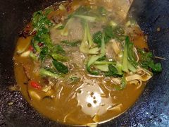 -每食每刻·皖北新民地锅鸡