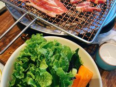 -明洞阿姨·韩式酱蟹烤肉·创意料理(三元桥店)