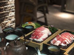 -湊湊火锅·茶憩(新中关购物中心店)