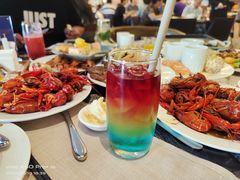 -东方红海鲜百汇(国际大厦店)