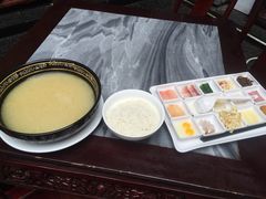 -蔼若春.传承三十年云南菜(金碧公园店)