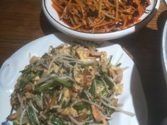 -东来菜馆•手抓海鲜家常菜•海鲜锅贴(鸽子窝店)