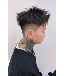 -川和潮人