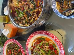 -牟记江湖重庆地标特色菜鱼蛋海鲜羊蝎子(巴南区黑金冠十多年好店)