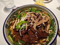 -镇南锅盖面馆(解放路店)