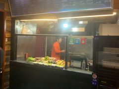 -万记麻辣烫国展总店