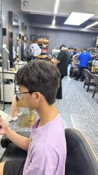 -藤野造型专业烫染接发