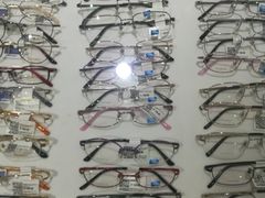 -同仁验光配镜(中心店)