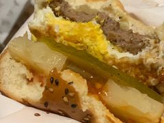 -Rabbit Cafe私房西餐甜点咖啡(栖霞路店)