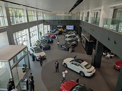 -奔驰上海利星(七宝店)