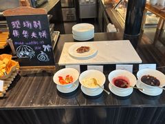 -圣丰索菲特·2 On 988 Café 自助餐厅