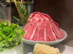 一级肥牛-领鲜天下·焗海鲜·花胶鸡(天目里店)