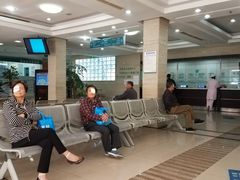 -上海大学附属上海和平眼科医院