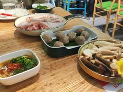 -菌小白火锅(时尚天河店)