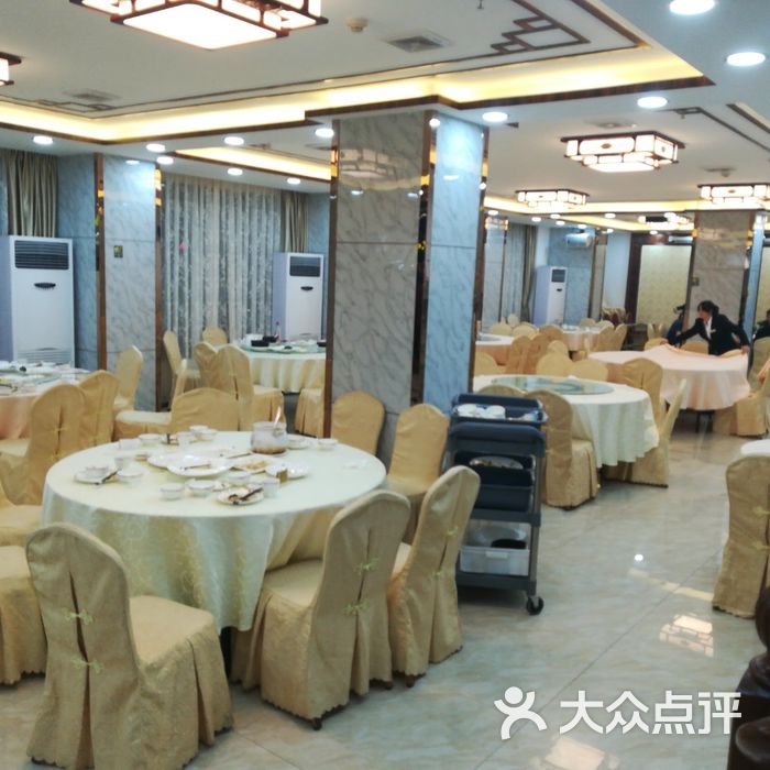 利苑海鲜渔村