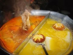 红颜花胶鸡锅-湊湊火锅·茶憩(杭州湖滨银泰in77店)