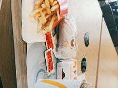 -麦当劳(展览路店)