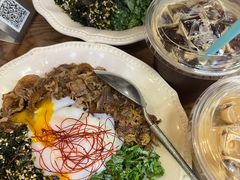 -CowCow其其·牛杂咖啡公司(六运店)
