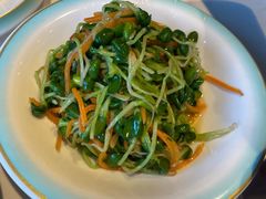 凉拌豆苗-壹只菜·崇明本地特色菜(崇明南门店)