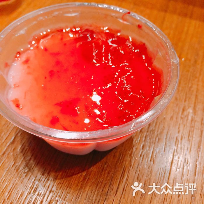 德克士草莓雪布蕾图片