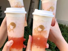 芝芝桃桃-喜茶(迪士尼小镇DP店)