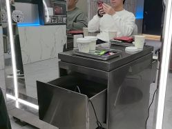 -PE SALON