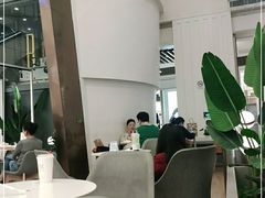 大堂-奈雪的茶(市百一店)