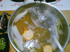 -左庭右院鲜牛肉火锅(金山万达店)