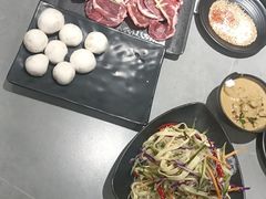 -啊美丽炭火烤肉(滑翔一店)