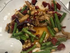 -芙蓉楼湘西土菜(北二环西路店)