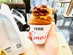 -VERIE BAKEHOUSE