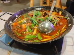 -霄汉牛三鲜湖北砂锅菜(万松园2店)