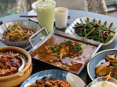-酤居湖景音乐餐吧(安宁店)