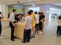 -华为授权体验店(中山公园来福士)