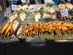 -周日夜市