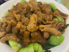 参胶扣猪手-老乡村美食农庄