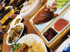 -满园烤鸭·春饼(太原街万达店)
