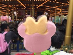 -彗星餐厅(香港迪士尼乐园)